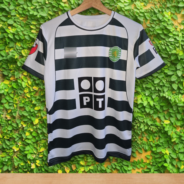 Best embroidery sporting Ronaldo half sleeve 2003
