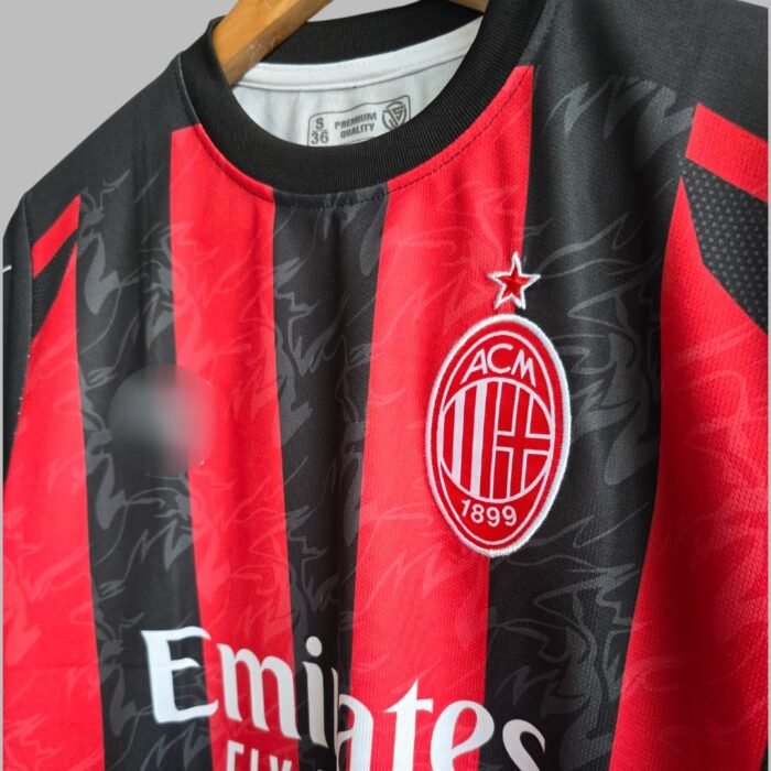 AC MILAN HOME PULISIC JERSEY 2025
