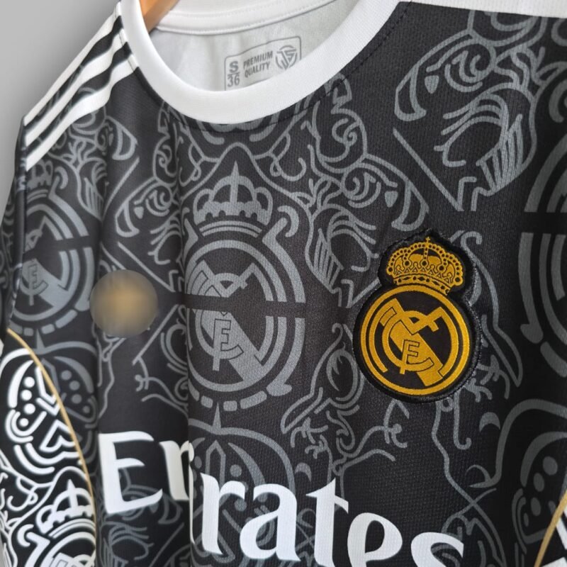 REAL MADRID SPECIAL EDITION JERSEY BLACK